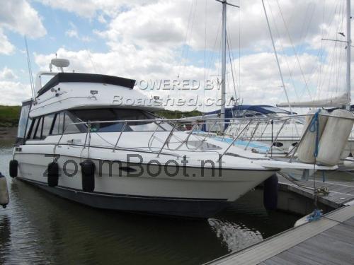 Bayliner 3058 Command Bridge beoordelingen en specificaties